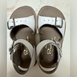 Sun-San surfer sandal toddler size 6